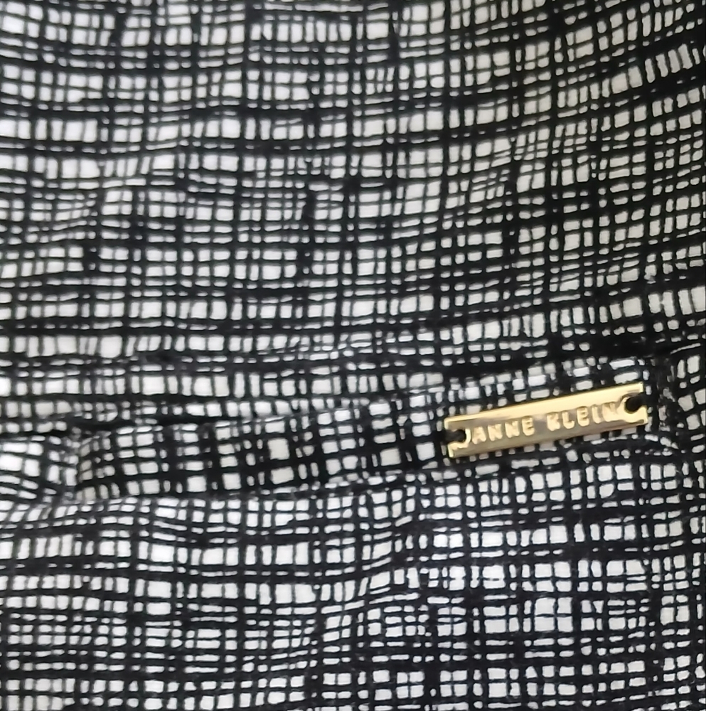 ANNE KLEIN WOMEN'S STRETCH DRESS CHECKERED PANTS. SIZE 10P. - Picture 14 of 15